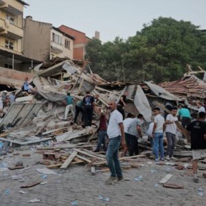 sindirginin artcilari 52ye ulasabilir nwPRIzdr