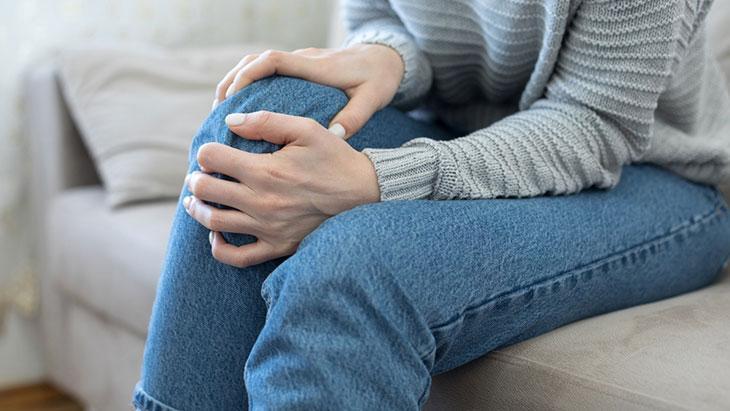 dizinizdeki agrilar adim atmayi bile onluyorsa dikkat sebebi ekleminizdeki kireclenme olabilir cIMVtA3D