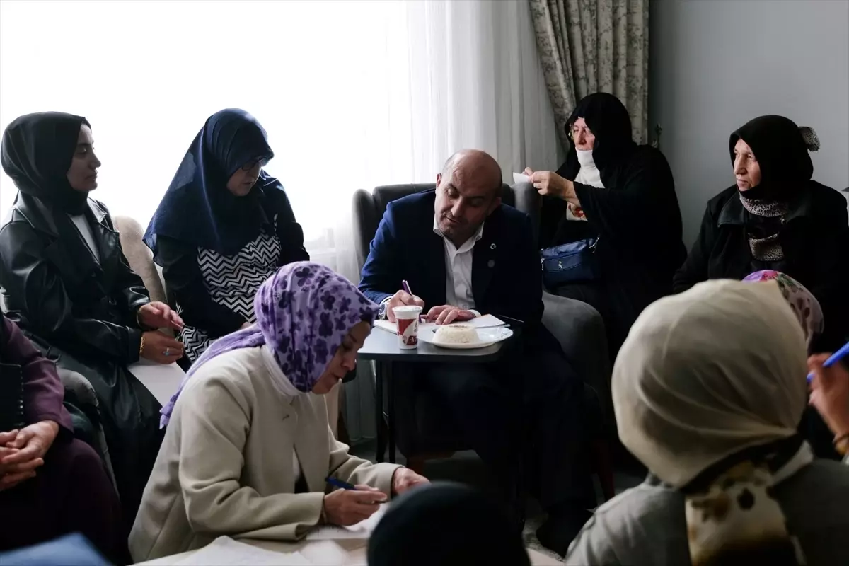 albayrak 71 evlerde ziyaretlerde bulundu 2Sn5wJXM.jpg