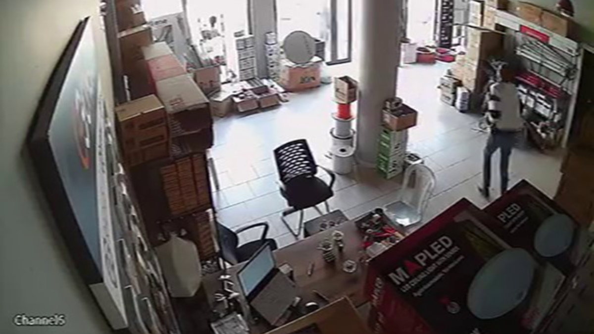 bursada hissedilen deprem ani Zql2Itln.jpg