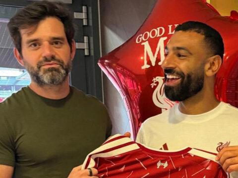 Besiktas rest cekti salah devreye girdi menajerini cagirdi Vv5rXwl4